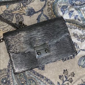 Silver bag from Windsor